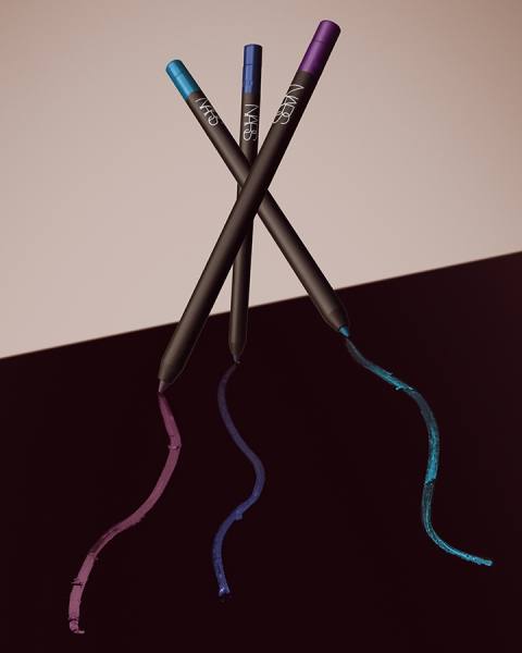 Photograph Jonathan Knowles Nars on One Eyeland